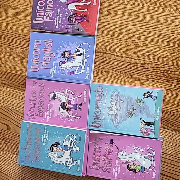 Phoebe and Her Unicorn Adventure Books, bundle 14 books, by Dana Simpson - Picture 11 of 16